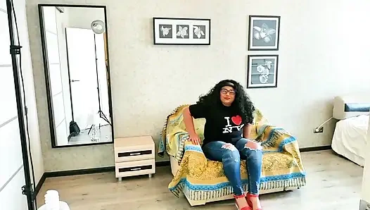 Casting of a hot stunning mom brunette