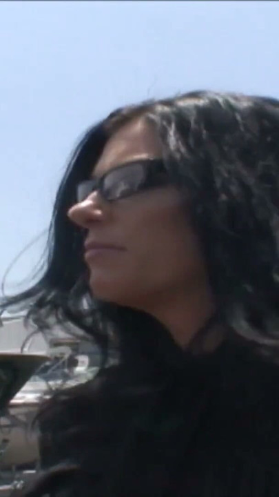 India Summer, BBC tarafından sikilmekten hoşlanan ateşli bir MILF | Bölüm 1