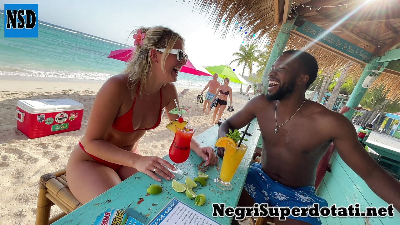 wife and her new black friend in holiday