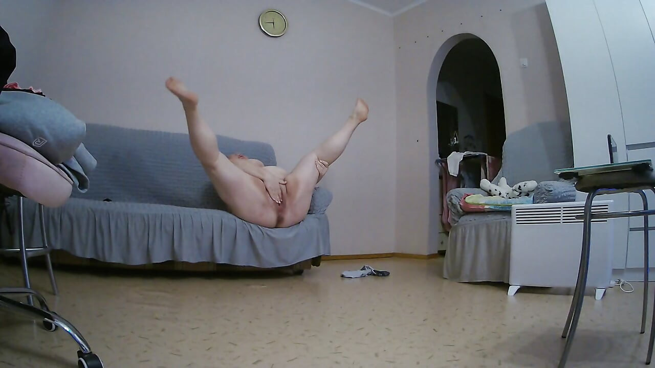 แฟนสาวช่วยตัวเองต่อหน้ากล้องให้แฟน ๆ