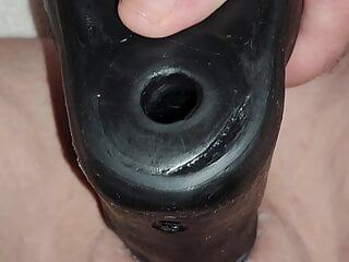 Grote zwarte lul dildo beukt uit mijn poesje met veel sperma - ik hou van een harde brute hardcore pijnlijke neukpartij