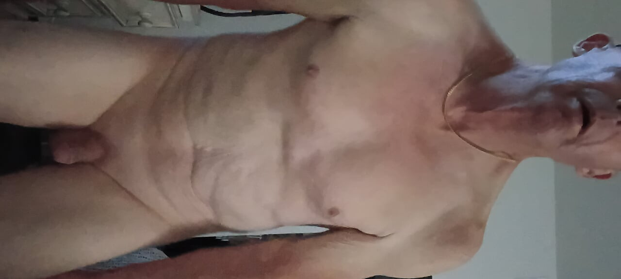 Tiny Dick Gay Man Jerking Off Taking About How A 22 Year Old Used his Hole