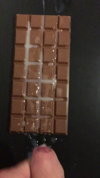 Cum chocolate