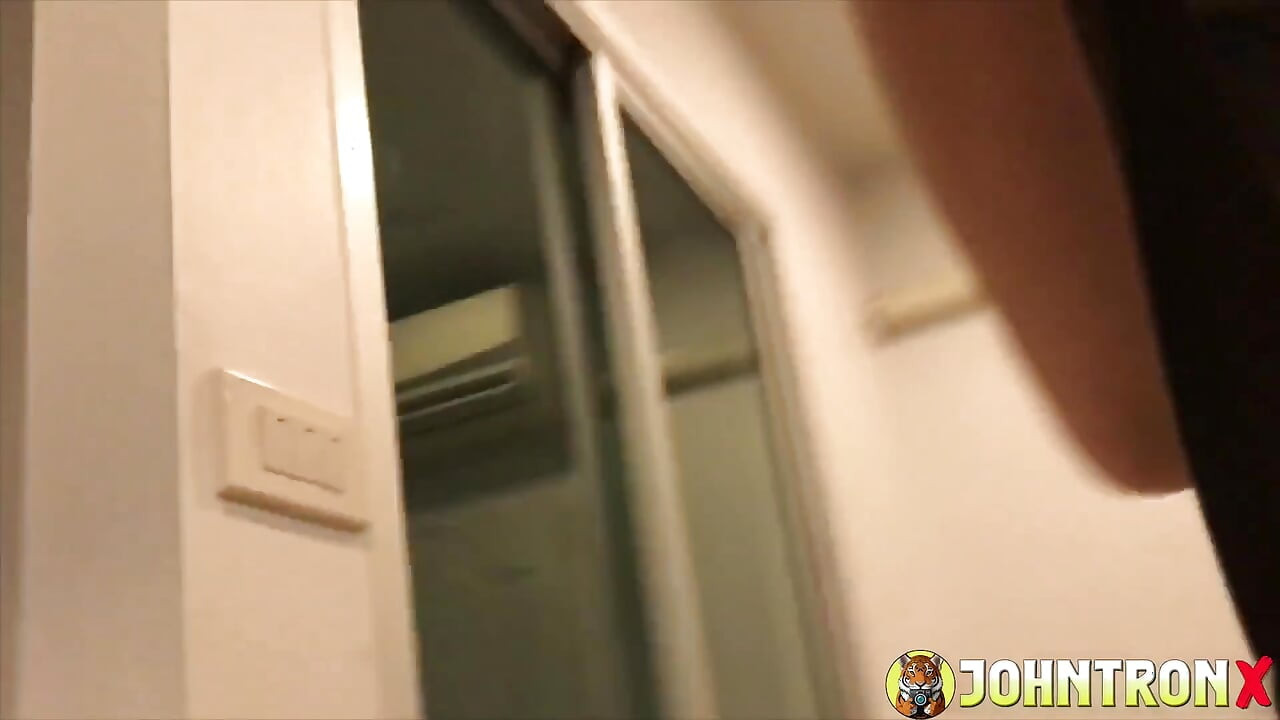 Johntronx - Beautiful Amateur Babe Sucks Me off in POV