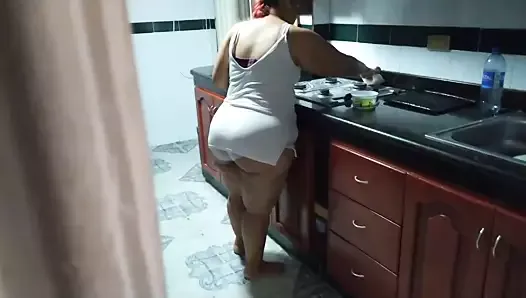 I masturbate while my friend's mom cleans the kitchen