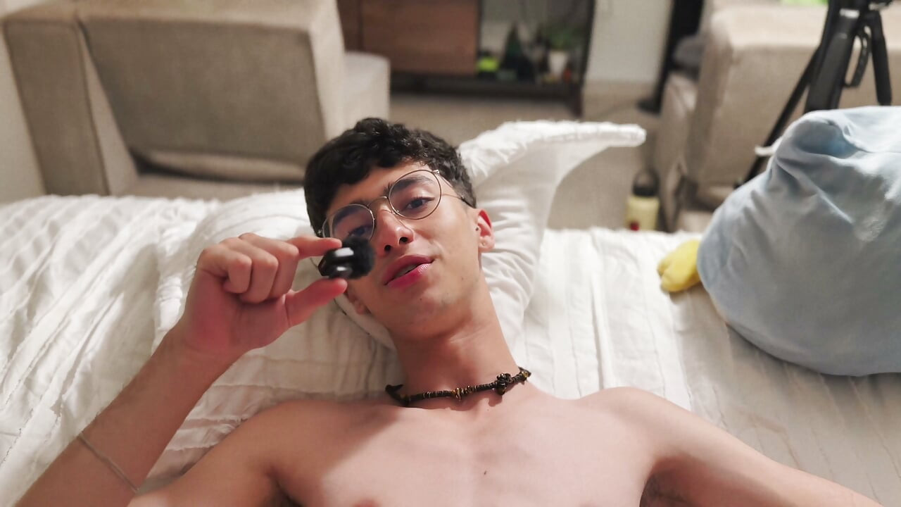 Ik wilde die maagdelijke twink neuken
