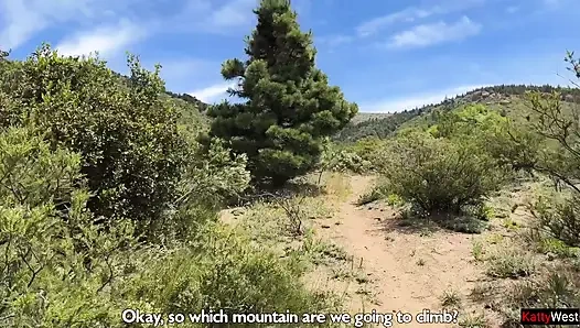 Turis nggak sengaja pamer memek sama orang asing dan dientot di alam terbuka