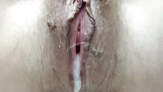 Hairy cunt super flowed