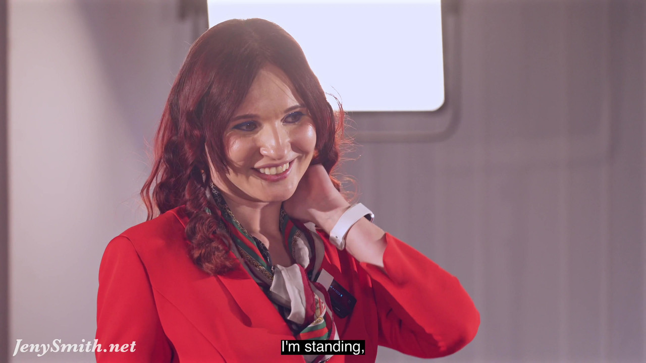 治疗不安全：她在中途脱衣服