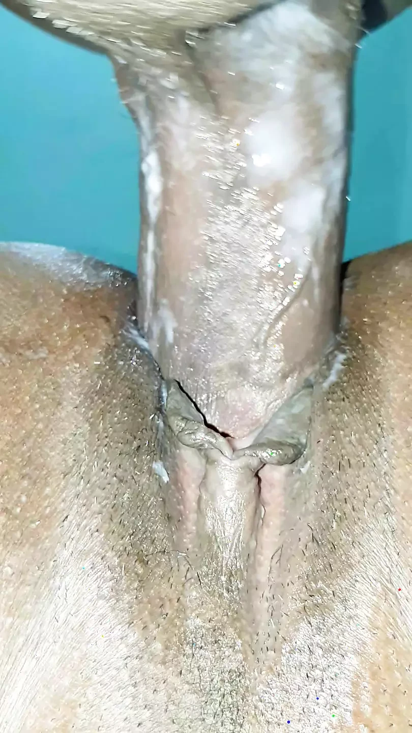 J’ai joui bien sur cette grosse bite