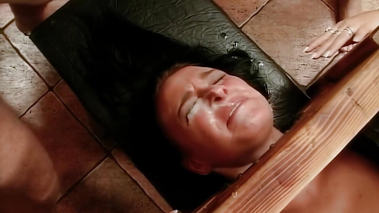 Wild Orgy Sluts Get Their Faces Drenched in Cum