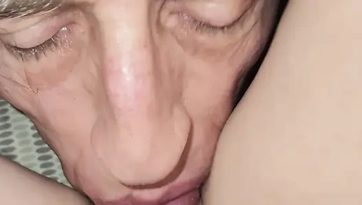 Betapa sukanya gadis baik-baik dudukin wajah