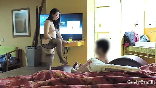 Общая Жена Эякулирует На Лучшего Друга Мужа, Прежде Чем Получить Внутренний Оргазм / Hotwife