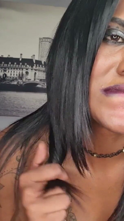 A puta indiana inútil humilha-se, dirty talk com gozo na cara, JOI | Clip 1