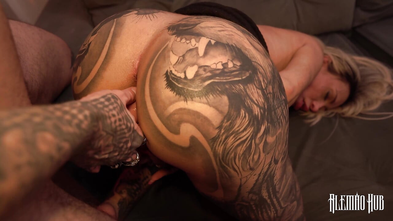 Andressa Urach's Tattoo Pussy Gets Fucked Hard