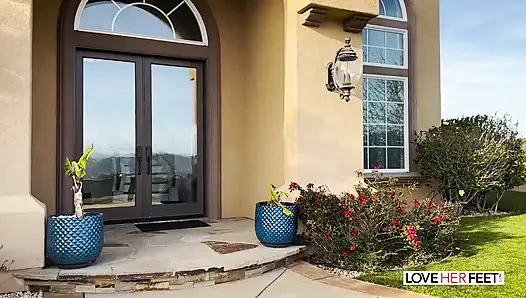 Jennie rose sins si cewek biseksual asia dientot habis-habisan