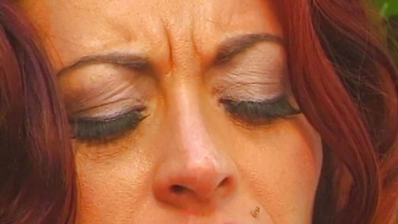 Weiße Höschen Chroniken: Heiße Outdoor-Abenteuer