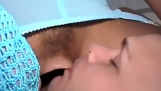 Ateşli yüze boşalma ve sert sikiş ile vahşi grup seks partisi