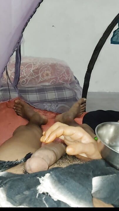 Sasur ne berahemi se bahu ko choda