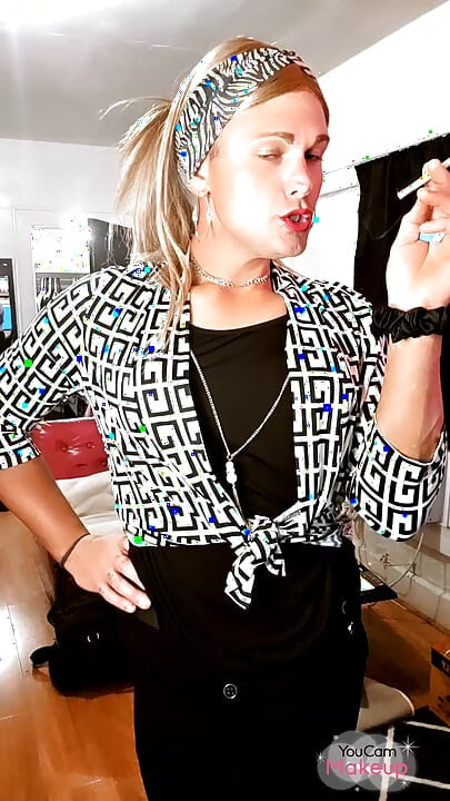 Süper sürtük gitti ev hanımı