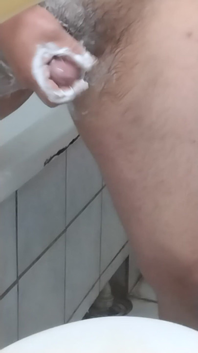 الرجيج من قبل الاستحمام!