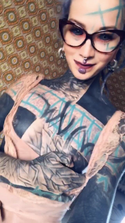 Do you want to see more ? Then follow me now and enjoy the show !