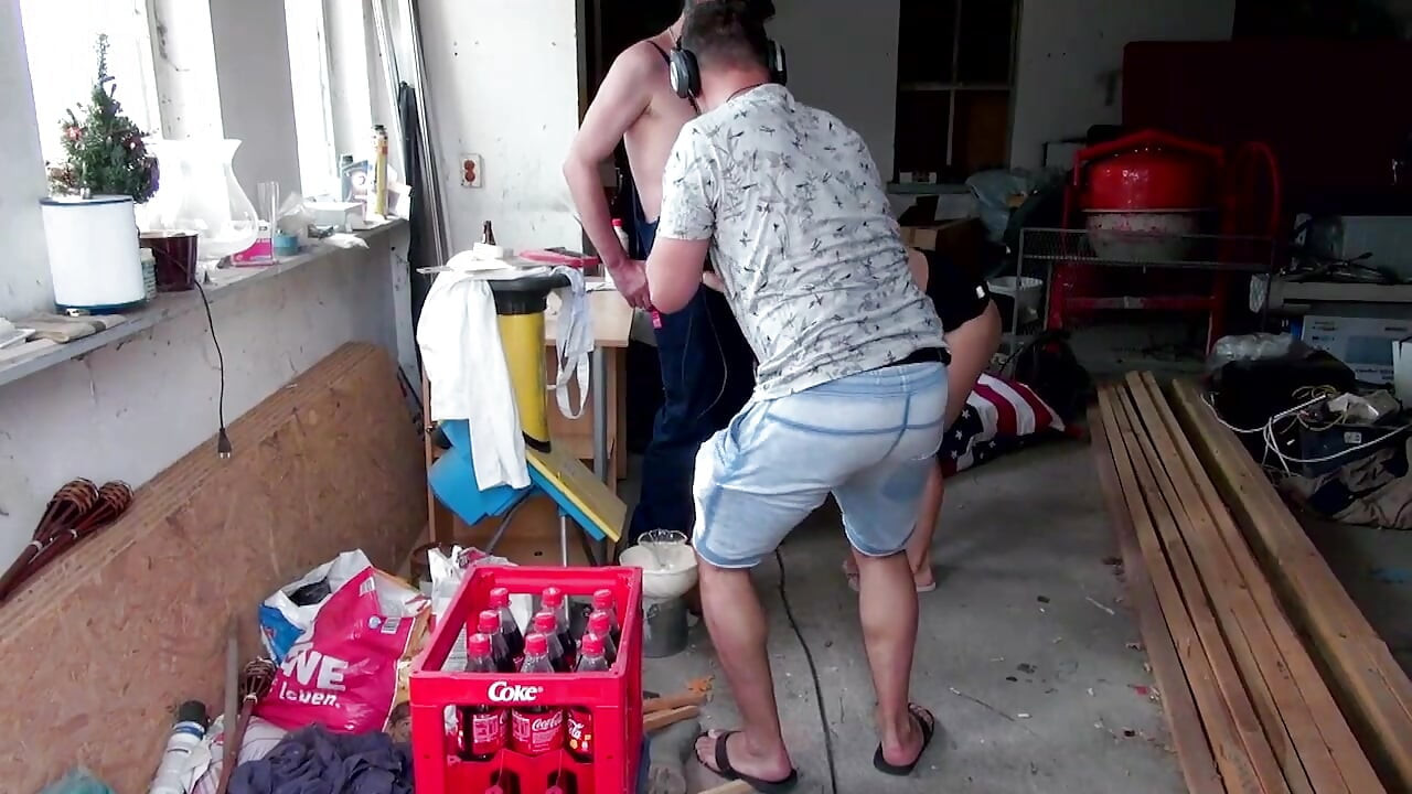 Meine stiefschwester liebt tiefen sex
