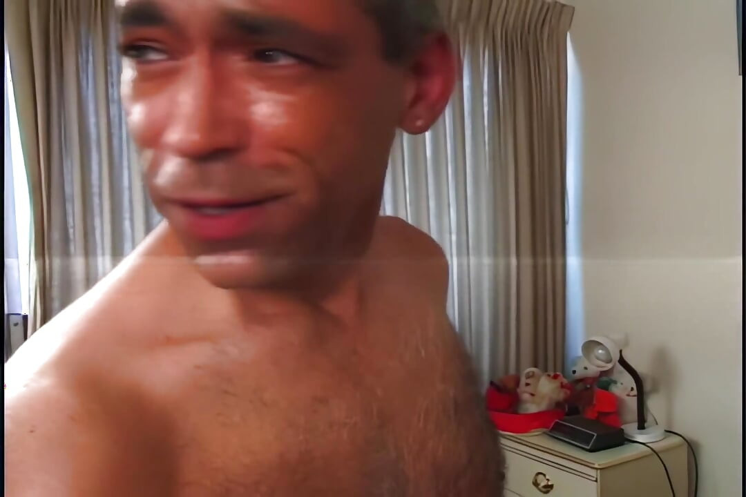 En gammel mand med en kæmpe pik!!