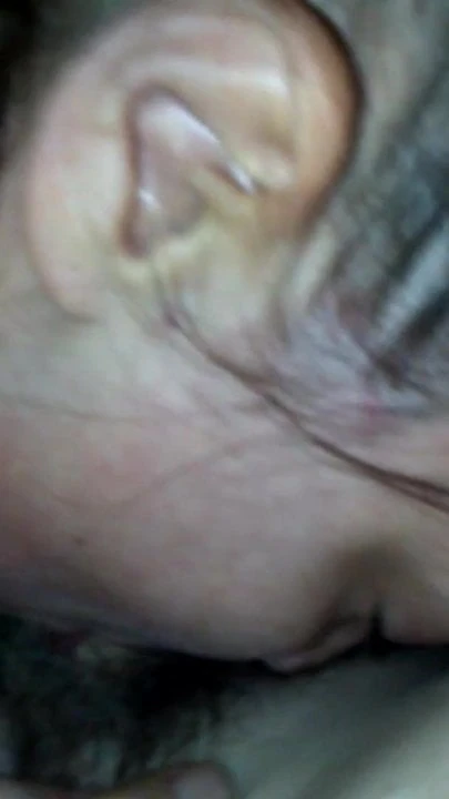 吮吸我的鸡巴并吞下去