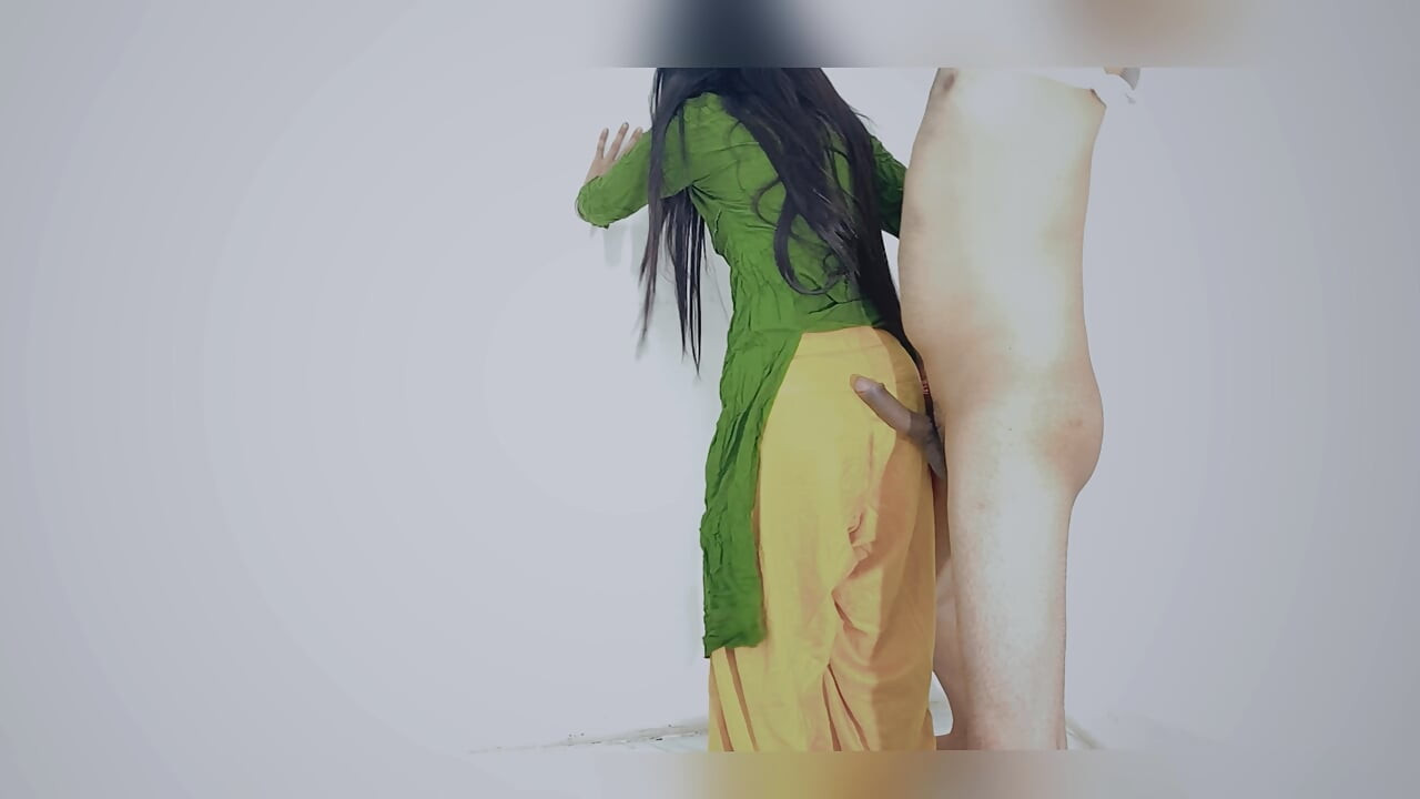 Indian Horny Pussy Bhabhi XXX Video With Hindi Audio