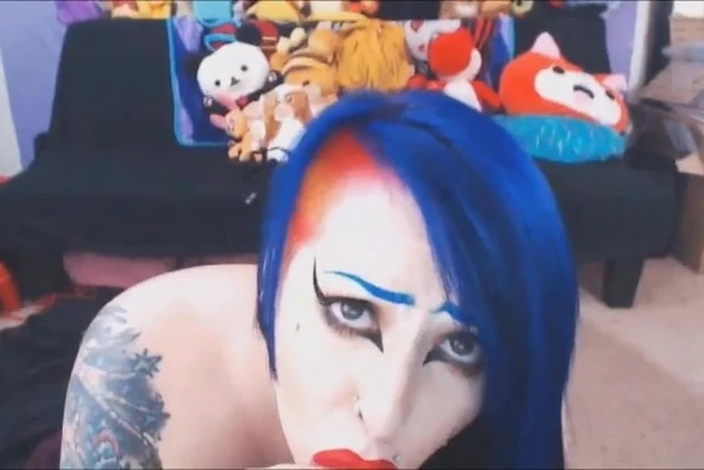 Punk Chick Masturbates Her Pierced Cunt