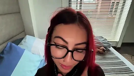 I Take a Stranger Home in Bogota and End up Fucking Her Without a Condom