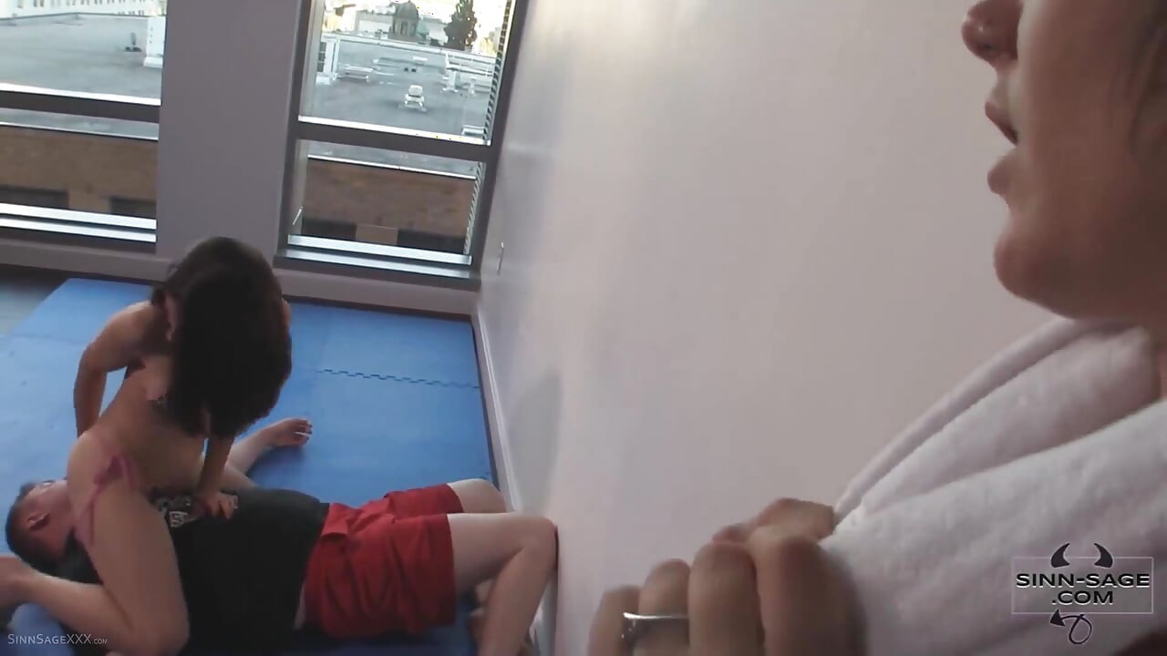 Slyna röv Pojkvän med Sinn Sage, Hannah Perez, Mr. Black