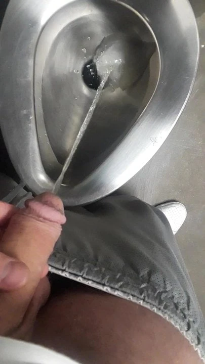 Pissing in prison, need my cock sucked