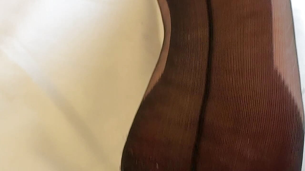 Mrs Mature Feet getting dressed then playing 408