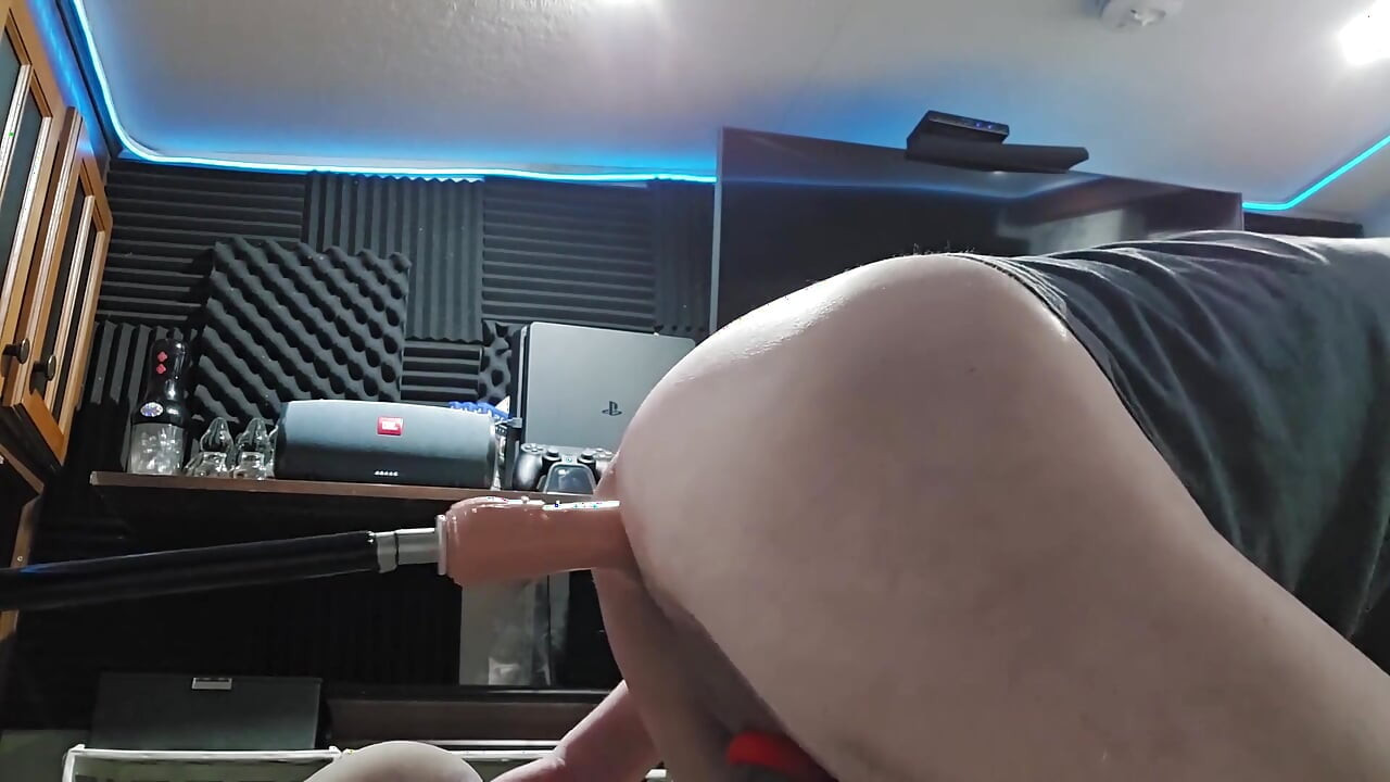 Using New Fuck Machine for My Ass!!