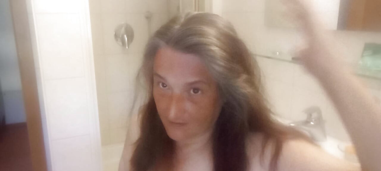Mature MILF My hair, my look, your imagination