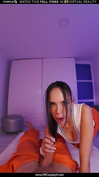 Vrcosplayx se desliza dentro de Katrina Moreno como el apretado coño mojado de Chell y hace gemir a esta chica silenciosa, parte 2