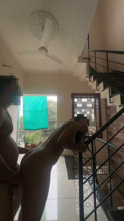 Slutty fwb ko uthaakar jordaar choda, gand par thappar maarte hue hardcore deep fuck | klip 1