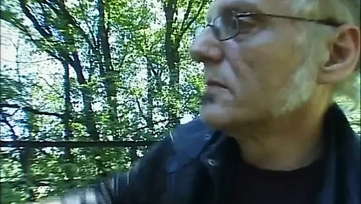 Muschi lecken, schwanz lecken, muschi ficken im schwimmbad
