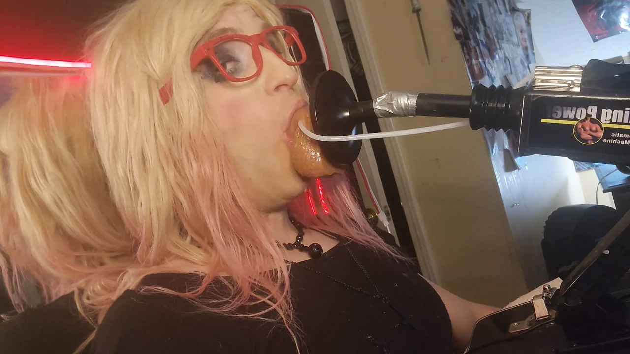 Sissy Gets Facial From Dildo Machine
