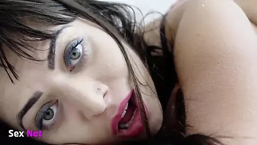Горячая Pamela в ногами и анальном сексе!