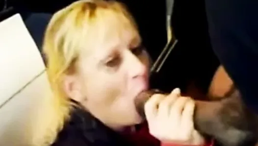 White Mature Bitch Sucking Huge Black Cock