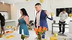 Payton Preslee - der beste Blowjob für eine Hochzeitsfeier, dicke Titten, sexy
