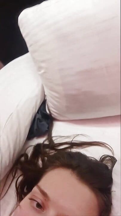Bdsm otel, sikiş makinesi, esaret, yüze sperm