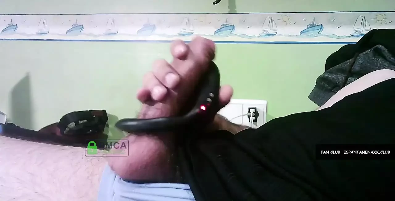 僕のおもちゃで遊んで、最後はタッチで射精してオナニー。