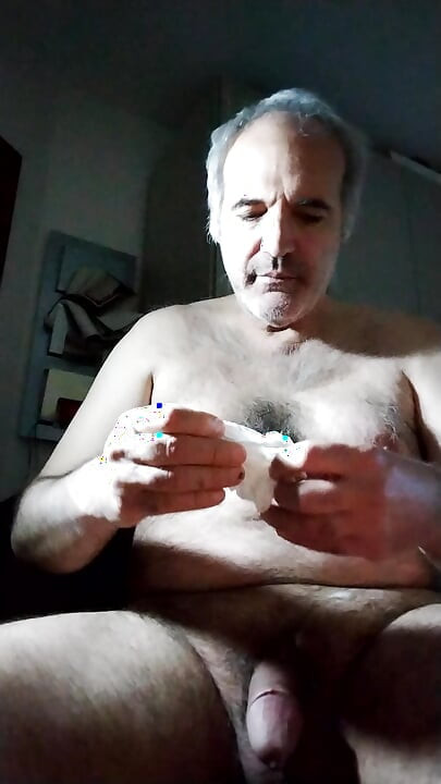 Veliki izljev sperme za tebe, moj prijatelju