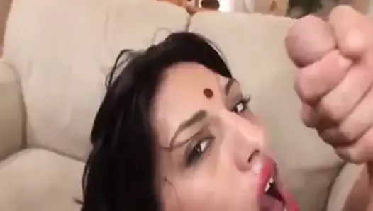 Indian desi wife suck and fuck very well