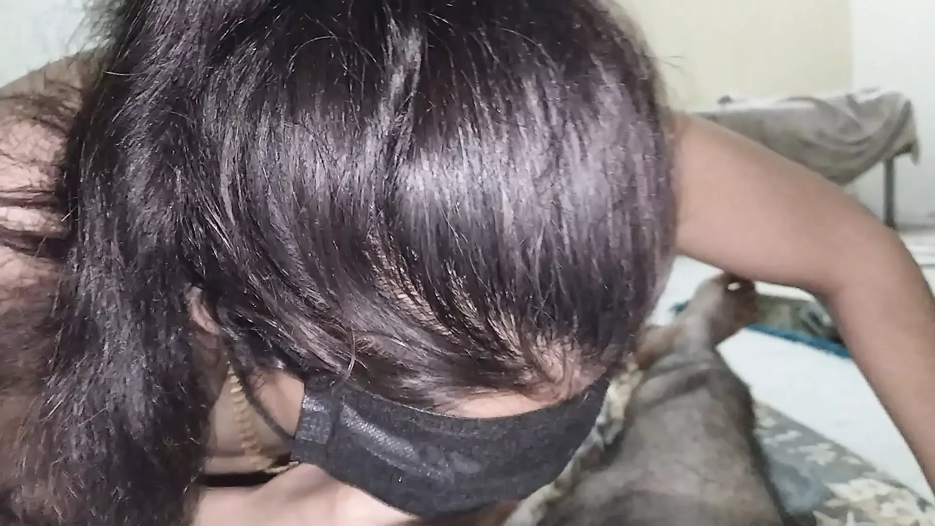 Ragazza pakistana succhia il mio pene e la scopa