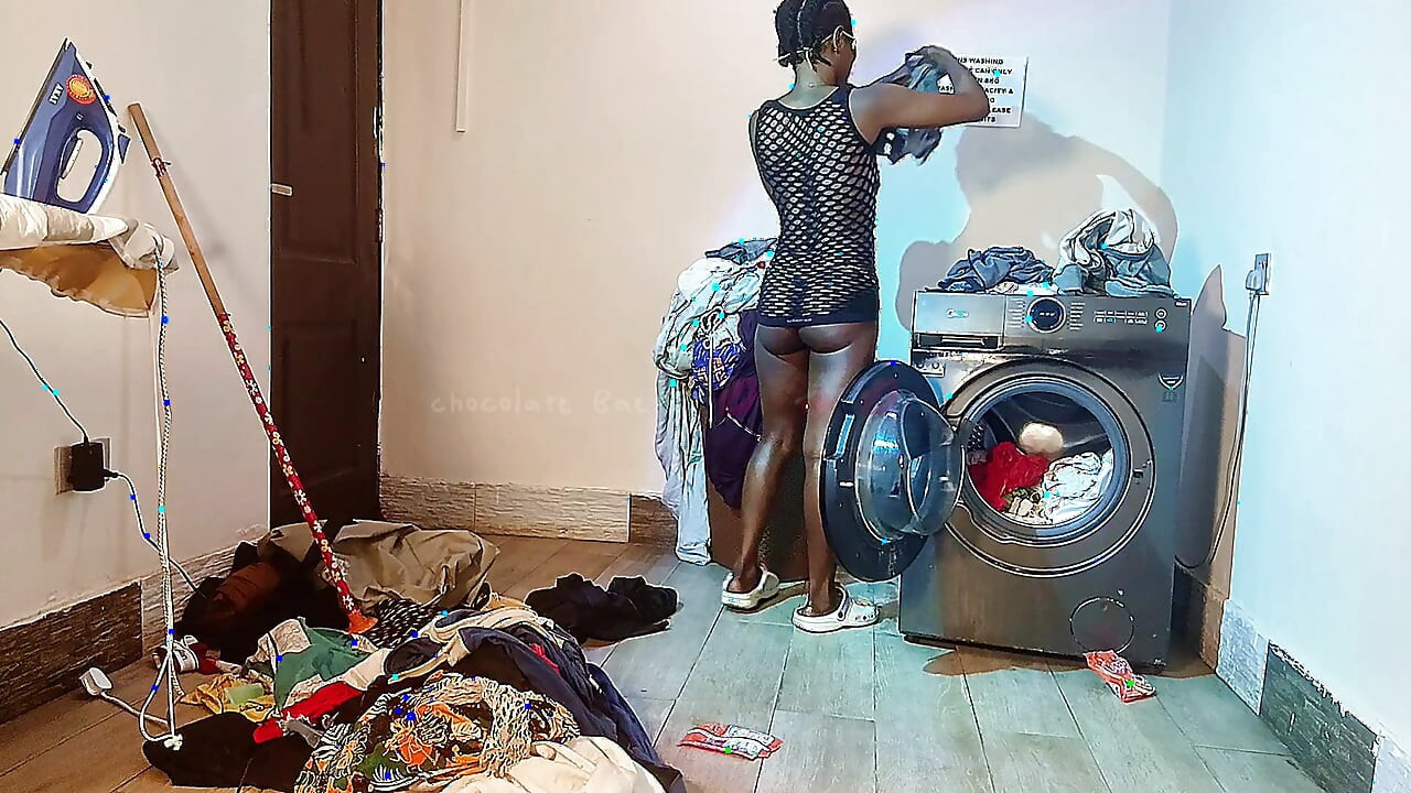 Sit Down Sir While I Twerking My Phat Ass in Your Face Before Madam Cums Back